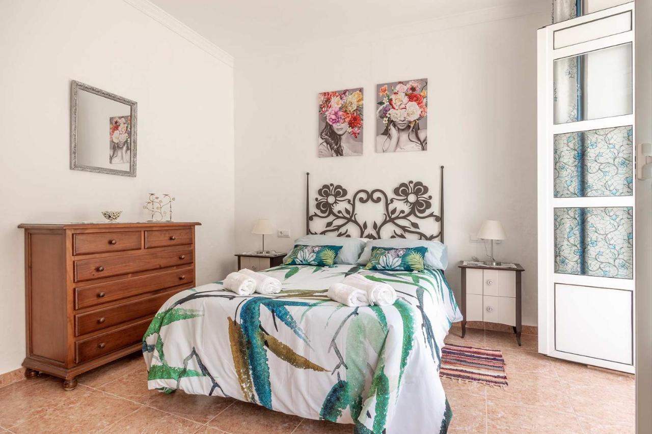 Apartamento Rosarito Нерха Екстер'єр фото